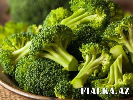 Brokoli - az kalorili, lakin çox xeyirli tərəvəz